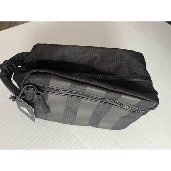 Adidas Team Toiletry Travel Kit Bag Black B172 uisex New with Tags 5143992 - Picture 12 of 16